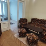 Location d’un appartement chaleureux de 3 pièces au centre de Varna, Bulgarie